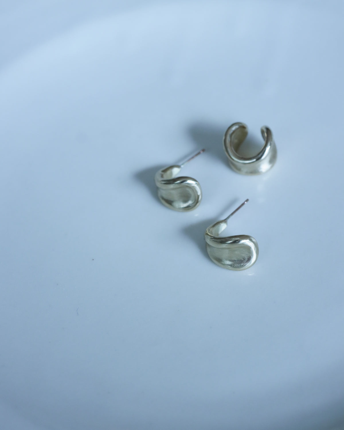 Meguri — Brass Ear Cuff
